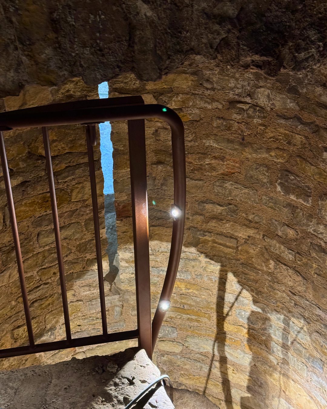 Voûte en pierre mise en lumière